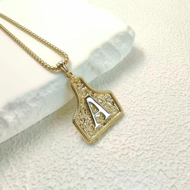 26-Letter Initial Necklace WesternJewelry Gift Box Valentine's Day Gift